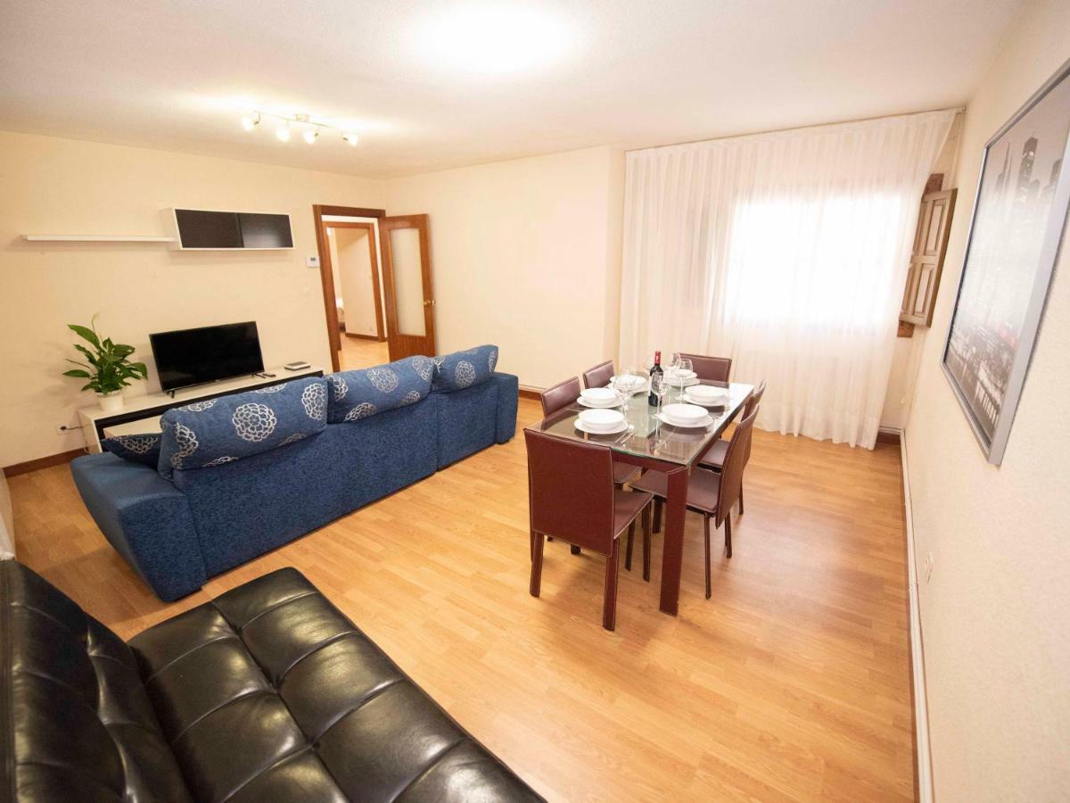 Espacios Blanco Plaza Del Viejo Coso Apartamento
