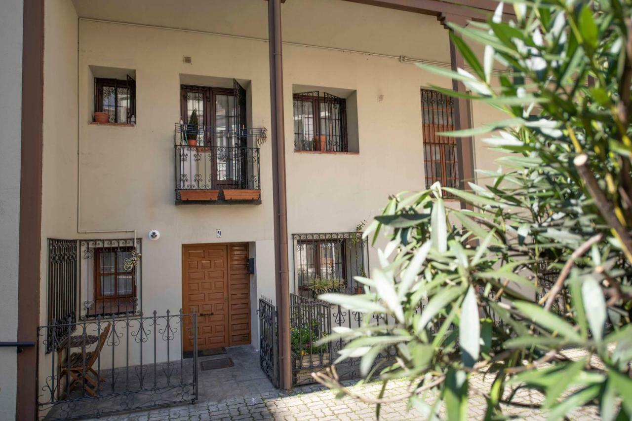 Apartamento Espacios Blanco Plaza Del Viejo Coso *